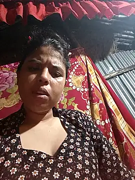 Snapshot of Pori_Moni1 chatting on October 16, 2025, 3:57 pm Pori Moni1 online show from October 16, 2025, 3:57 pm