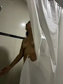 Techi0525 online show from February 4, 2026, 1:11 am