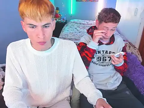 Snapshot of Latin_boysxxxx chatting on February 8, 2026, 2:59 am Latin boysxxxx online show from February 8, 2026, 2:59 am