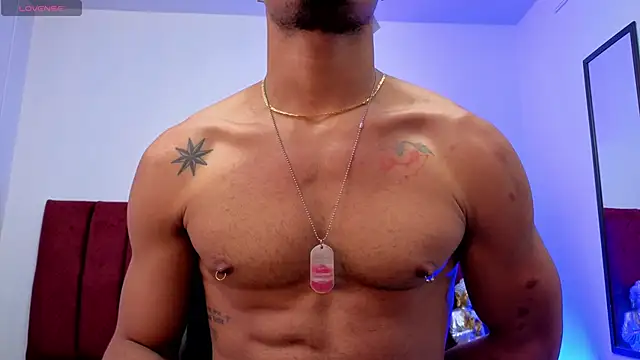 Snapshot of DaamonSlader_ chatting on November 3, 2025, 9:59 pm DaamonSlader online show from November 3, 2025, 9:59 pm