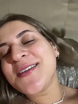 Snapshot of solmartins chatting on December 20, 2025, 3:46 am solmartins online show from December 20, 2025, 3:46 am