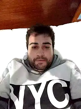 Snapshot of GluingPerson chatting on November 23, 2025, 3:06 am GluingPerson online show from November 23, 2025, 3:06 am