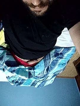 Snapshot of GluingPerson chatting on January 13, 2026, 5:46 am GluingPerson online show from January 13, 2026, 5:46 am