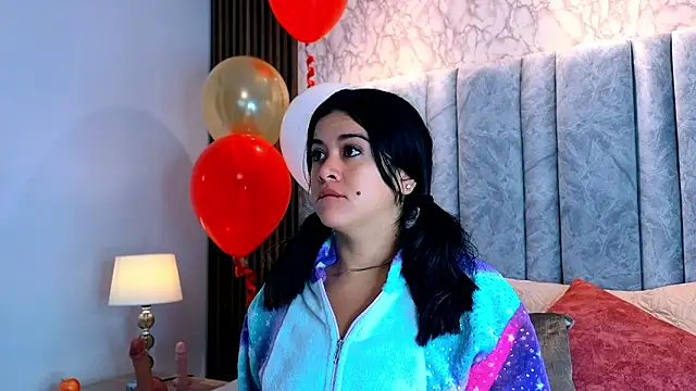 Snapshot of goddessfeetxx chatting on February 15, 2026, 12:25 pm goddessfeetxx online show from February 15, 2026, 12:25 pm