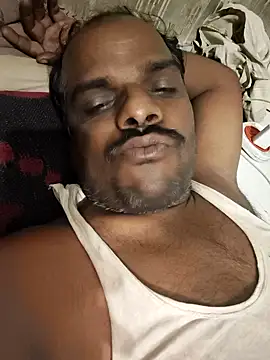 RNlov online show from February 20, 2026, 5:24 pm