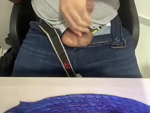 EdgarLopez69 online show from March 4, 2026, 10:21 am