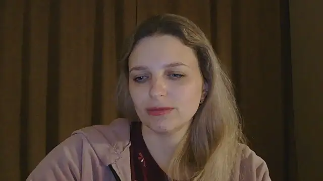 ElisSky301 online show from February 26, 2026, 9:36 pm