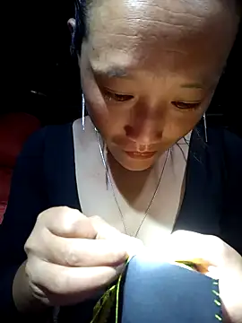 Snapshot of Phantamay chatting on October 22, 2025, 12:05 pm Phantamay online show from October 22, 2025, 12:05 pm