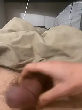 Snapshot of f7al00 chatting on November 8, 2025, 3:34 pm f7al00 online show from November 8, 2025, 3:34 pm