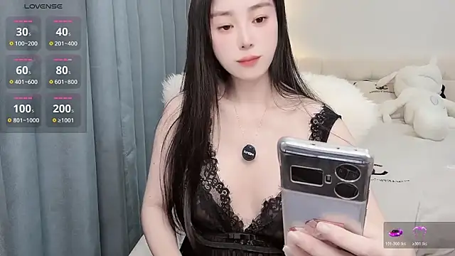 Xiaotaimei 666 online show from February 8, 2026, 9:02 am