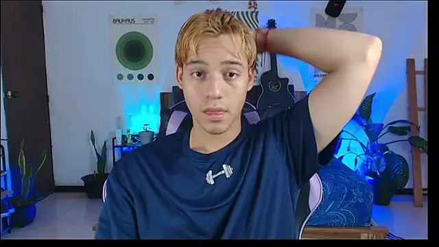 Habel  moretti online show from February 8, 2026, 6:22 pm