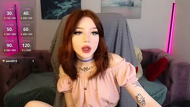 Snapshot of Emma_Kirks chatting on March 1, 2026, 3:47 pm Emma Kirks online show from March 1, 2026, 3:47 pm