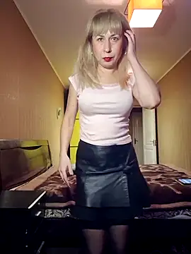 SelinaLovqx online show from February 26, 2026, 3:00 pm