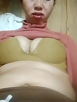 TRIEUTRIEU20 online show from February 13, 2026, 2:35 pm