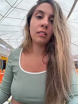 sarah honey   online show from February 3, 2026, 2:44 pm