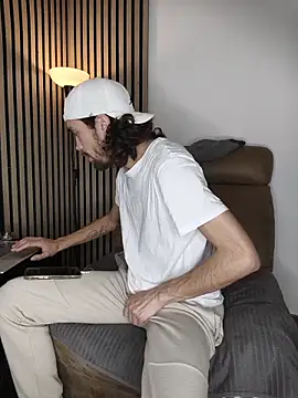 Snapshot of findomhot chatting on December 16, 2025, 9:20 pm findomhot online show from December 16, 2025, 9:20 pm