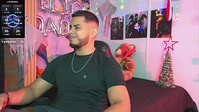 Tiler wolker online show from December 16, 2025, 3:44 am