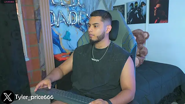 Tiler wolker online show from January 18, 2026, 10:57 pm