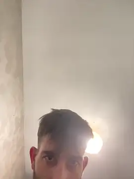 Snapshot of Dondeloquieras4 chatting on February 7, 2026, 12:36 am Dondeloquieras4 online show from February 7, 2026, 12:36 am