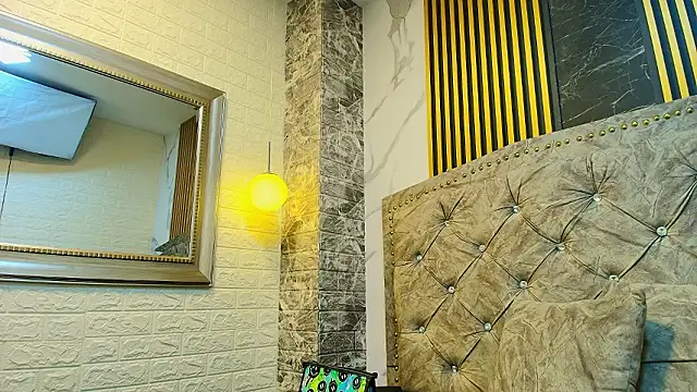 Snapshot of Salome_cruxx chatting on February 9, 2026, 11:47 am Salome cruxx online show from February 9, 2026, 11:47 am