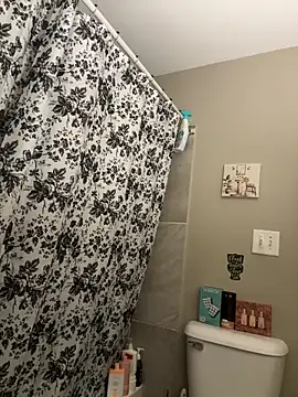 SilverSeductress online show from February 9, 2026, 10:03 pm