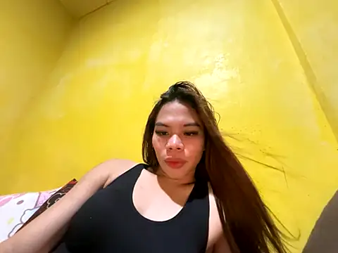 kierra fox online show from December 21, 2025, 10:55 am