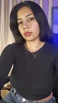 KamyGlam online show from January 18, 2026, 8:01 pm