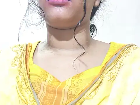 Nancy queen001 online show from November 6, 2025, 10:16 am