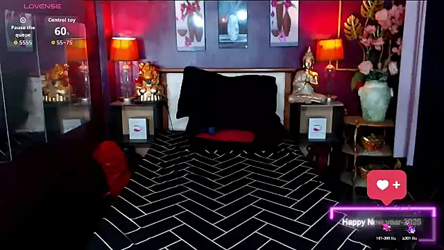 Snapshot of Plastique_PATRICIA chatting on February 10, 2026, 2:37 am Plastique PATRICIA online show from February 10, 2026, 2:37 am