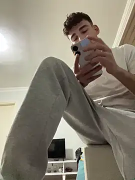 Snapshot of yasinesra757_ chatting on December 23, 2025, 3:15 am yasinesra757 online show from December 23, 2025, 3:15 am