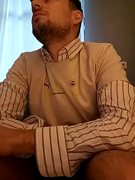 Snapshot of yasinesra757_ chatting on January 16, 2026, 5:11 am yasinesra757 online show from January 16, 2026, 5:11 am