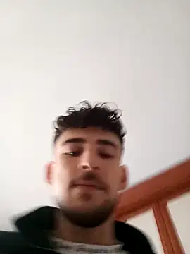 Snapshot of yasinesra757_ chatting on February 28, 2026, 3:13 pm yasinesra757 online show from February 28, 2026, 3:13 pm