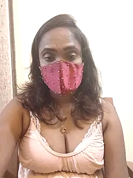 Queen-dhivya online show from February 19, 2026, 1:18 pm