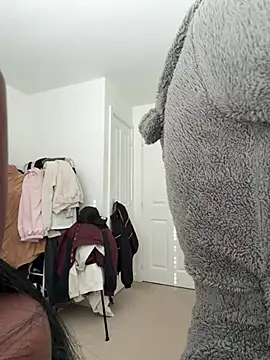 Snapshot of Bethrae25 chatting on February 20, 2026, 2:28 pm Bethrae25 online show from February 20, 2026, 2:28 pm