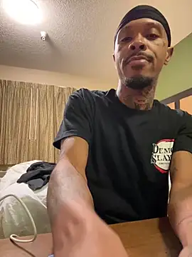 urnewfantasyzzz online show from November 2, 2025, 12:46 am