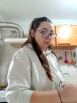 Baby Myla online show from November 20, 2025, 8:36 am