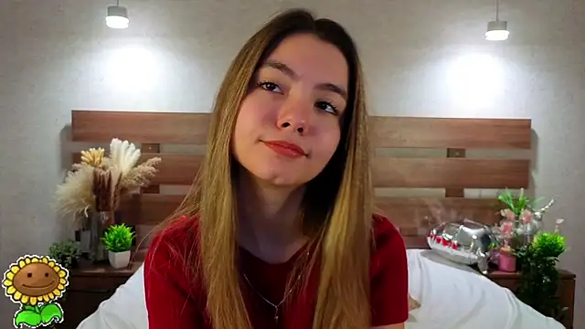 Snapshot of MargieDavidson chatting on February 17, 2026, 8:44 am MargieDavidson online show from February 17, 2026, 8:44 am