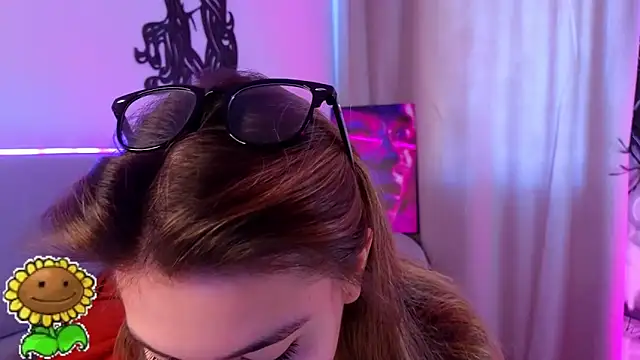 Snapshot of MargieDavidson chatting on February 24, 2026, 8:34 am MargieDavidson online show from February 24, 2026, 8:34 am