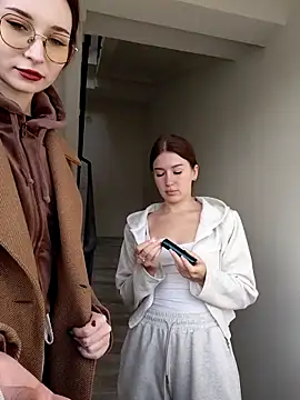 MelissaPinkiss online show from March 2, 2026, 1:40 pm