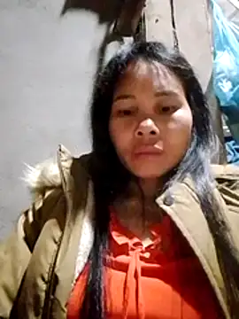 Snapshot of Ana_hoa chatting on January 18, 2026, 10:35 pm Ana hoa online show from January 18, 2026, 10:35 pm