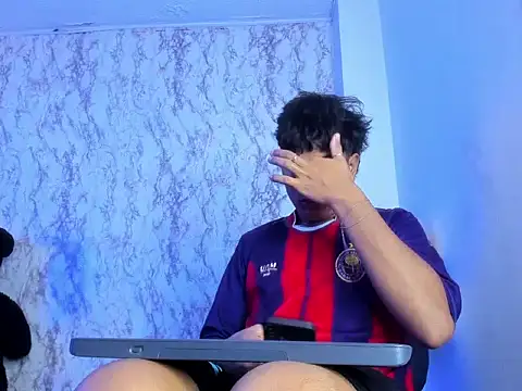 Valentino Lane online show from February 15, 2026, 9:52 am