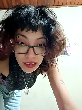 Snapshot of Axel911b chatting on November 22, 2025, 5:39 am Axel911b online show from November 22, 2025, 5:39 am