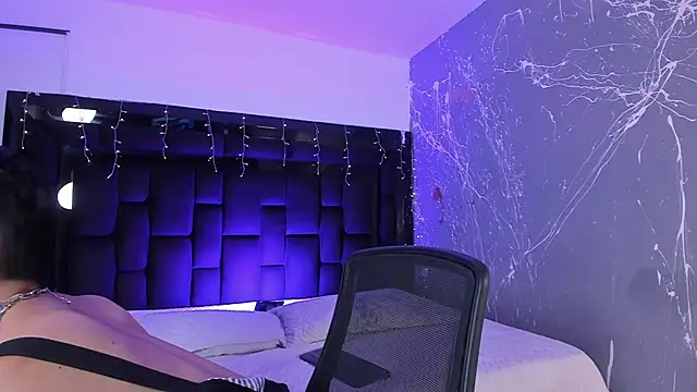 Snapshot of NicoKingg_ chatting on December 18, 2025, 3:01 am NicoKingg online show from December 18, 2025, 3:01 am