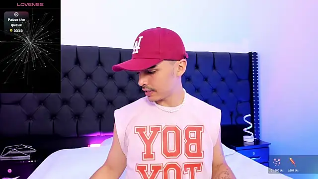 Snapshot of NicoKingg_ chatting on January 11, 2026, 1:27 pm NicoKingg online show from January 11, 2026, 1:27 pm