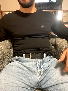 DARK0924 online show from December 4, 2025, 10:57 am