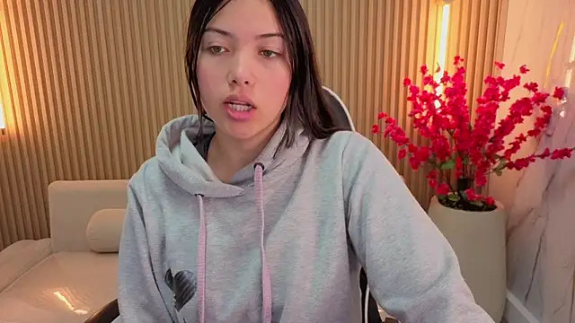 Snapshot of venus_velvet_tp chatting on February 4, 2026, 1:06 pm venus velvet tp online show from February 4, 2026, 1:06 pm