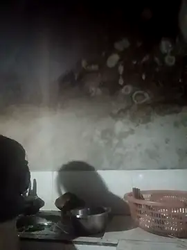 blonde blg online show from December 21, 2025, 10:39 pm