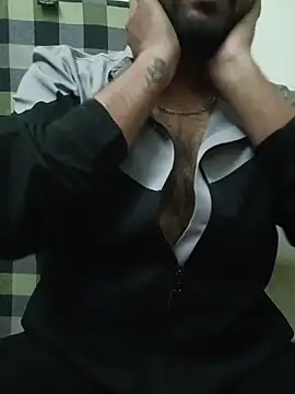 MrToxxic online show from November 17, 2025, 5:19 pm