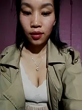 Snapshot of Cloud-wh chatting on February 1, 2026, 8:29 pm Cloud-wh online show from February 1, 2026, 8:29 pm