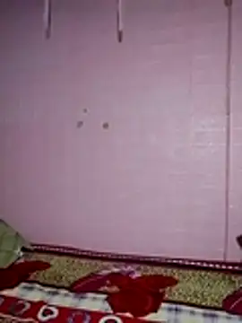 Snapshot of Cloud-wh chatting on February 6, 2026, 2:27 am Cloud-wh online show from February 6, 2026, 2:27 am